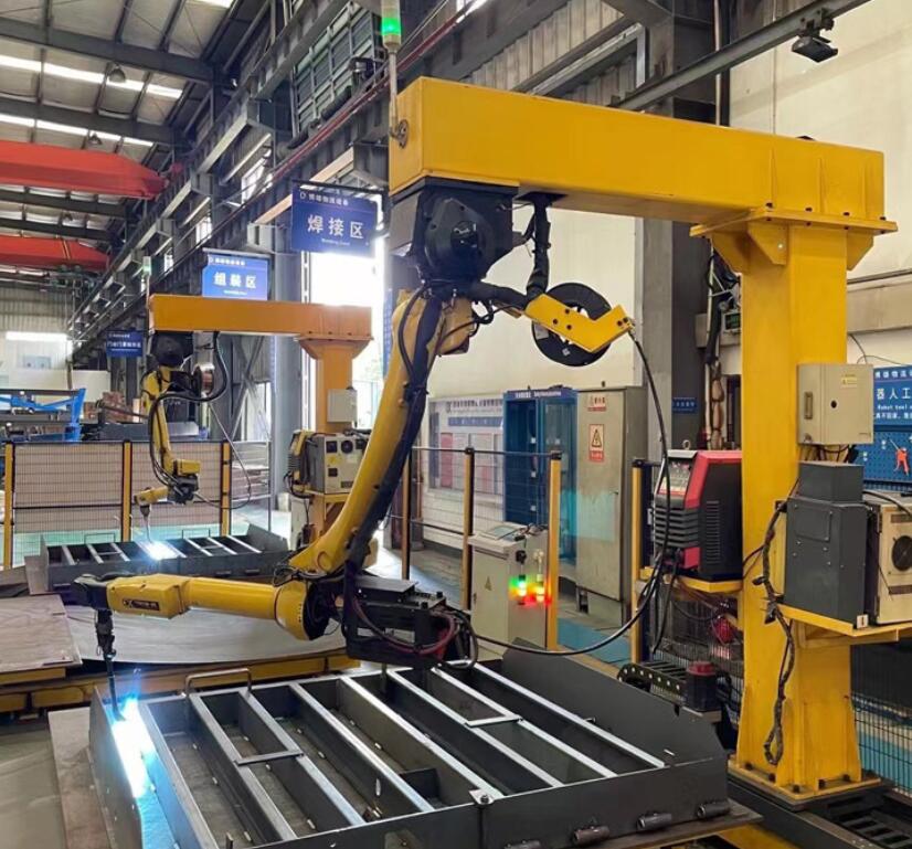 焊接機(jī)器人